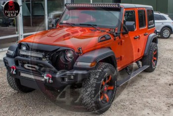 Paragolpe Jeep Wrangler JL - JLU con led y soporte